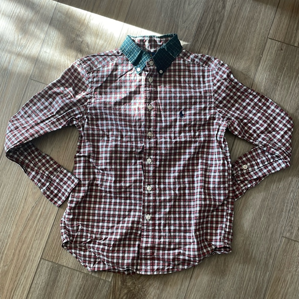 Ralph Lauren shirt plaid with contrasting collar!